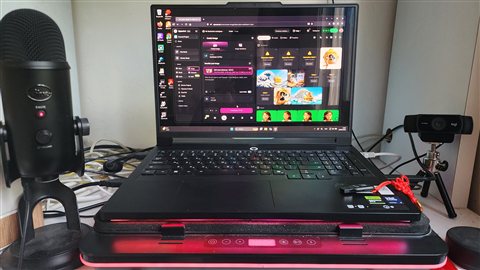 new laptop in Nir's bedroom