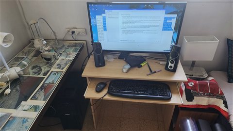 old desktop in Nir's old room